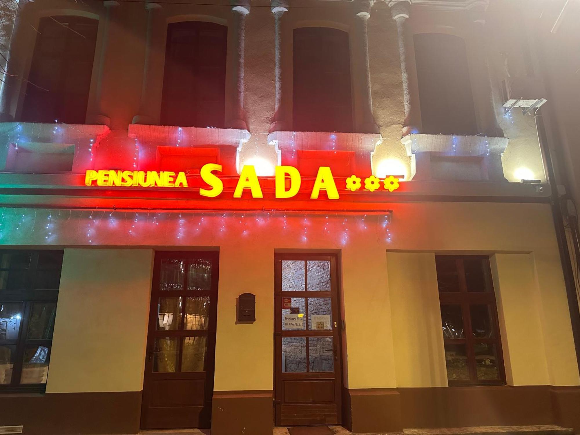 Pensiunea Sada Făgăraş Exteriör bild
