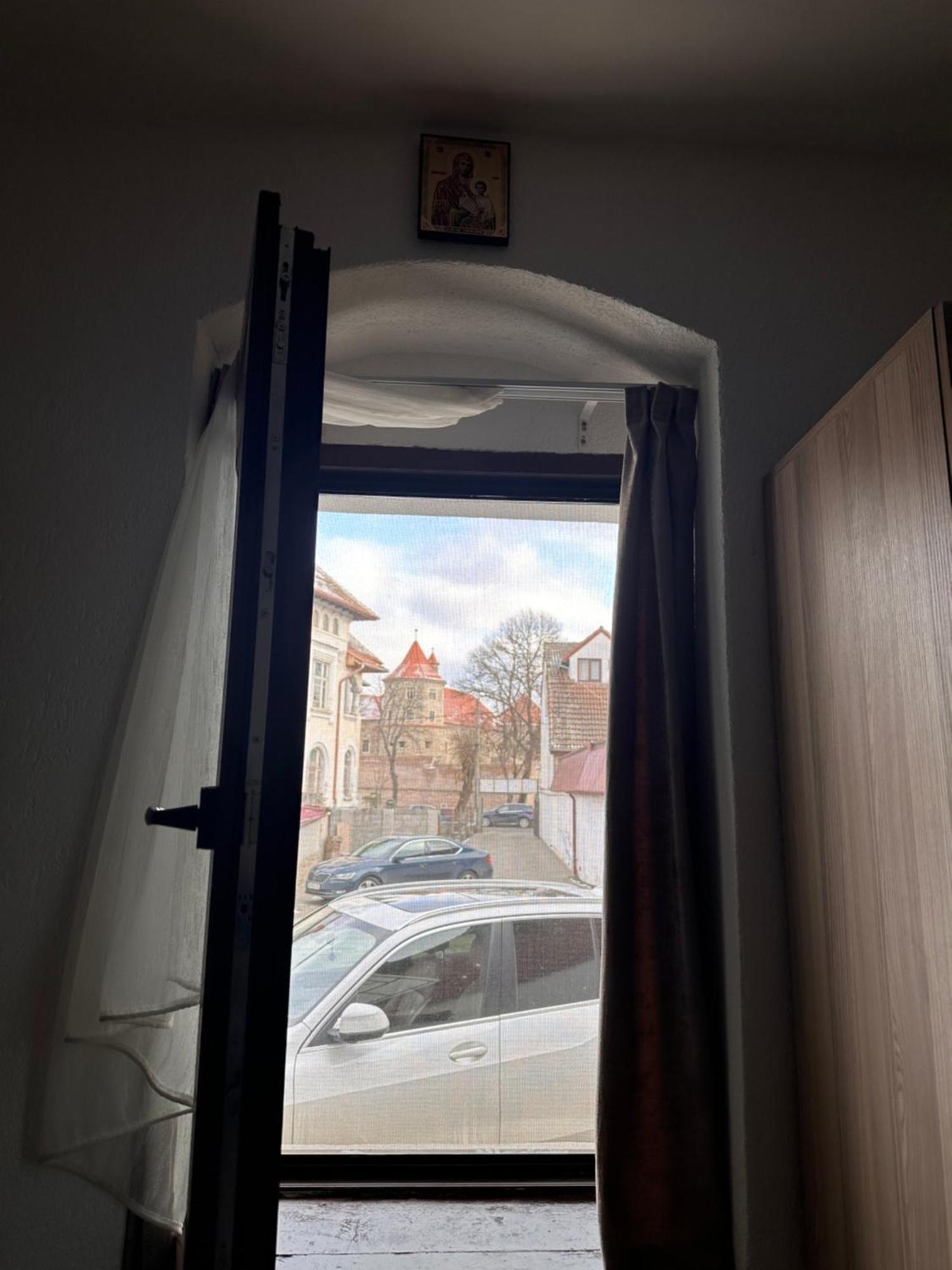 Pensiunea Sada Făgăraş Exteriör bild